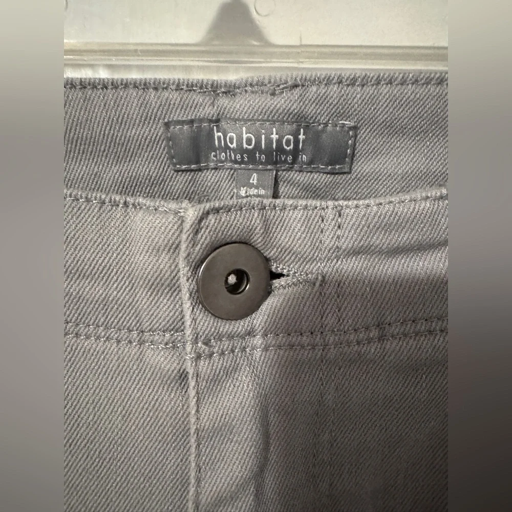 Habitat Raw Hem Crop Gray Jeans Like New Stretch Gorgeous Ice Gray Color